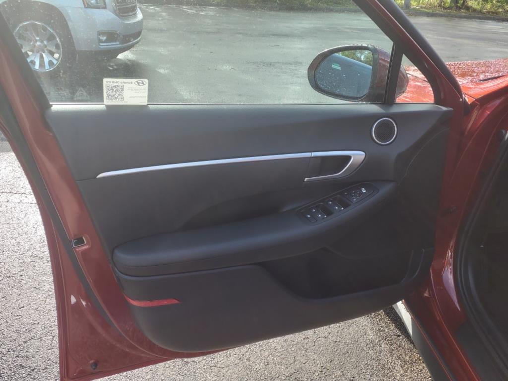 2025 Hyundai SONATA SE