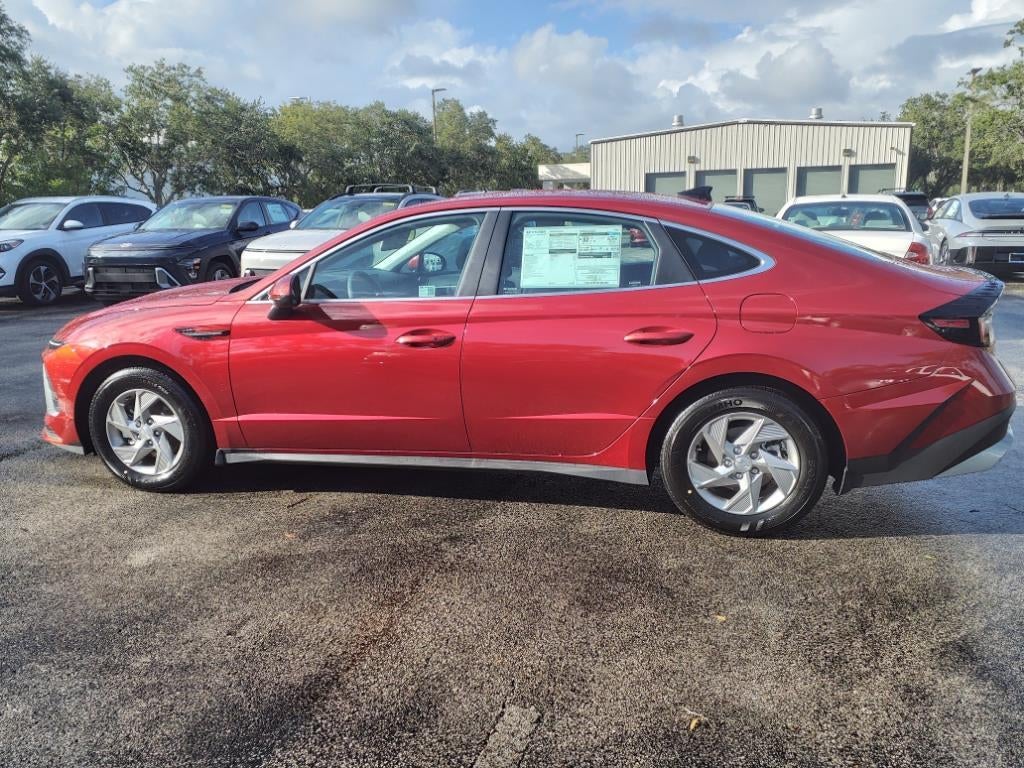 2025 Hyundai SONATA SE