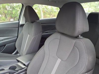 2021 Hyundai ELANTRA SE