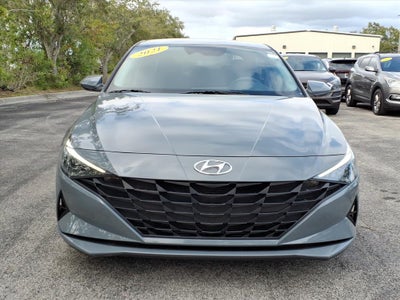 2021 Hyundai ELANTRA SE