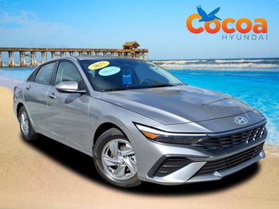 2025 Hyundai ELANTRA SE