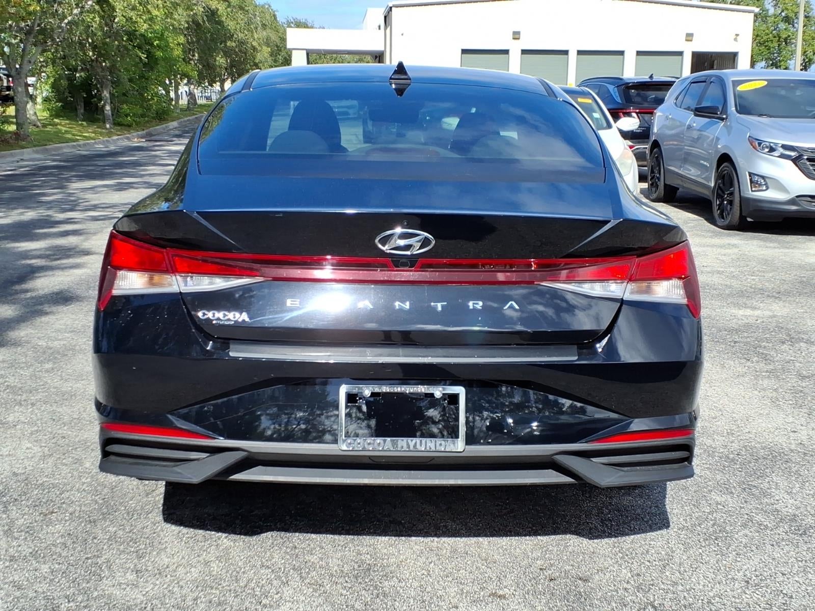 2022 Hyundai ELANTRA SEL