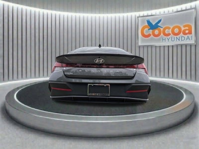 2025 Hyundai Elantra SEL Sport