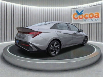2025 Hyundai Elantra SEL Sport