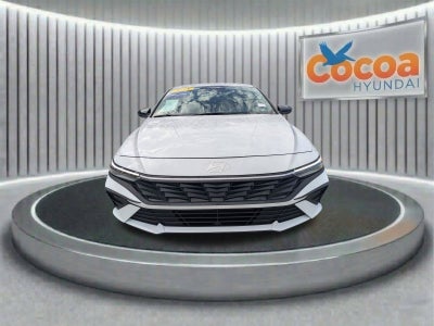 2025 Hyundai Elantra SEL Sport