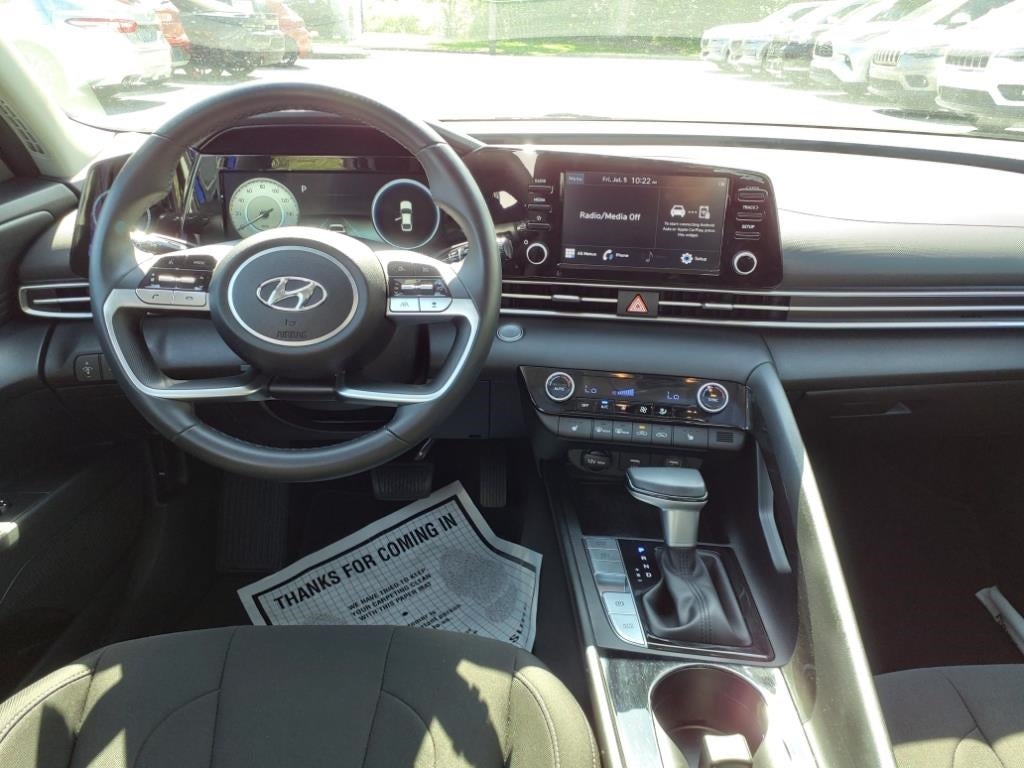 2021 Hyundai ELANTRA SEL