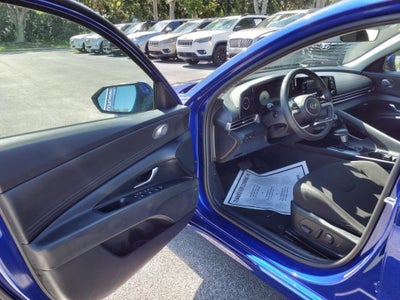 2021 Hyundai ELANTRA SEL