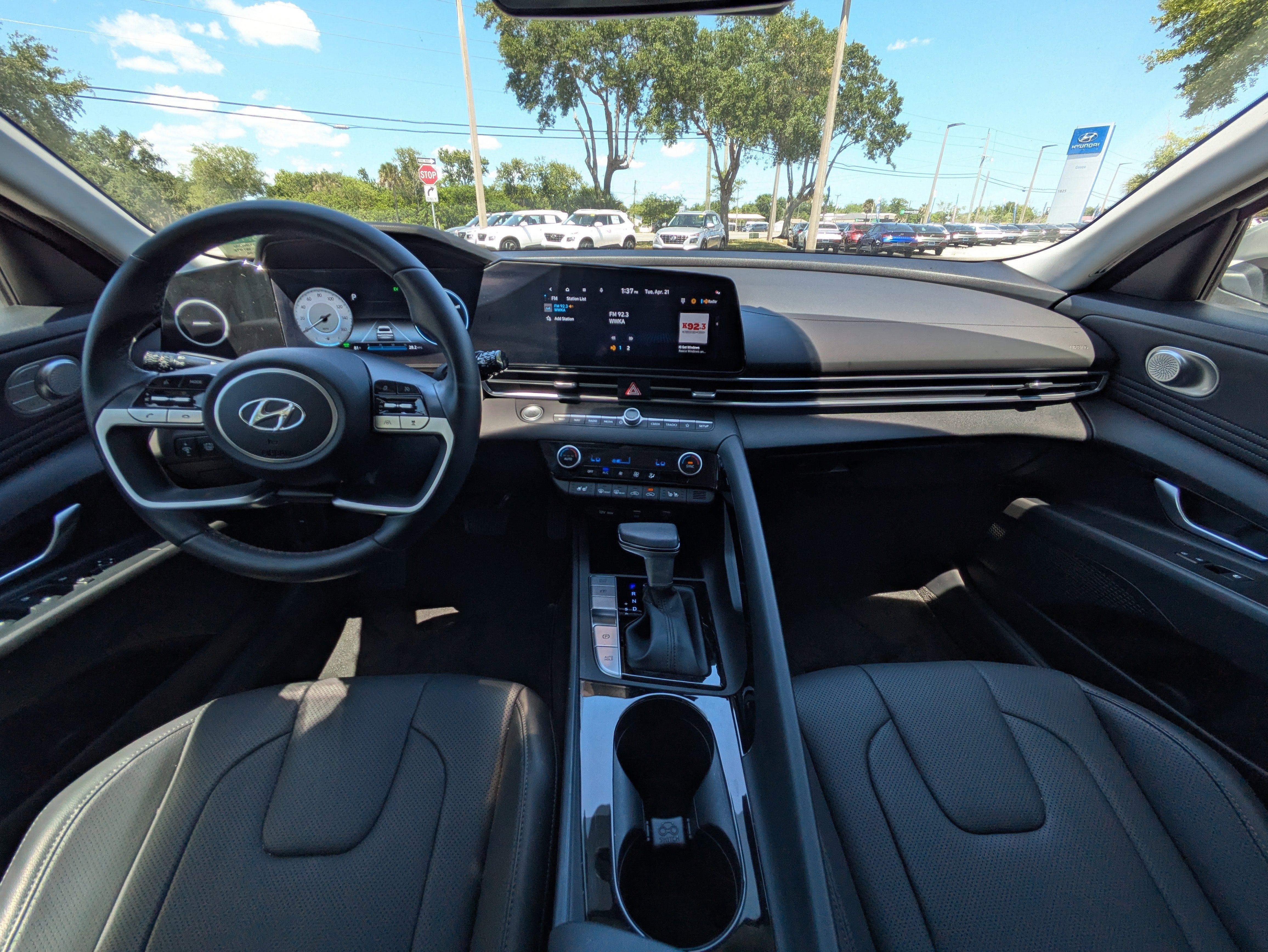 2023 Hyundai Elantra Hybrid Limited