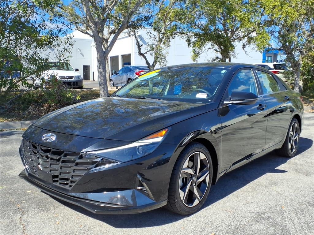 2023 Hyundai ELANTRA Limited