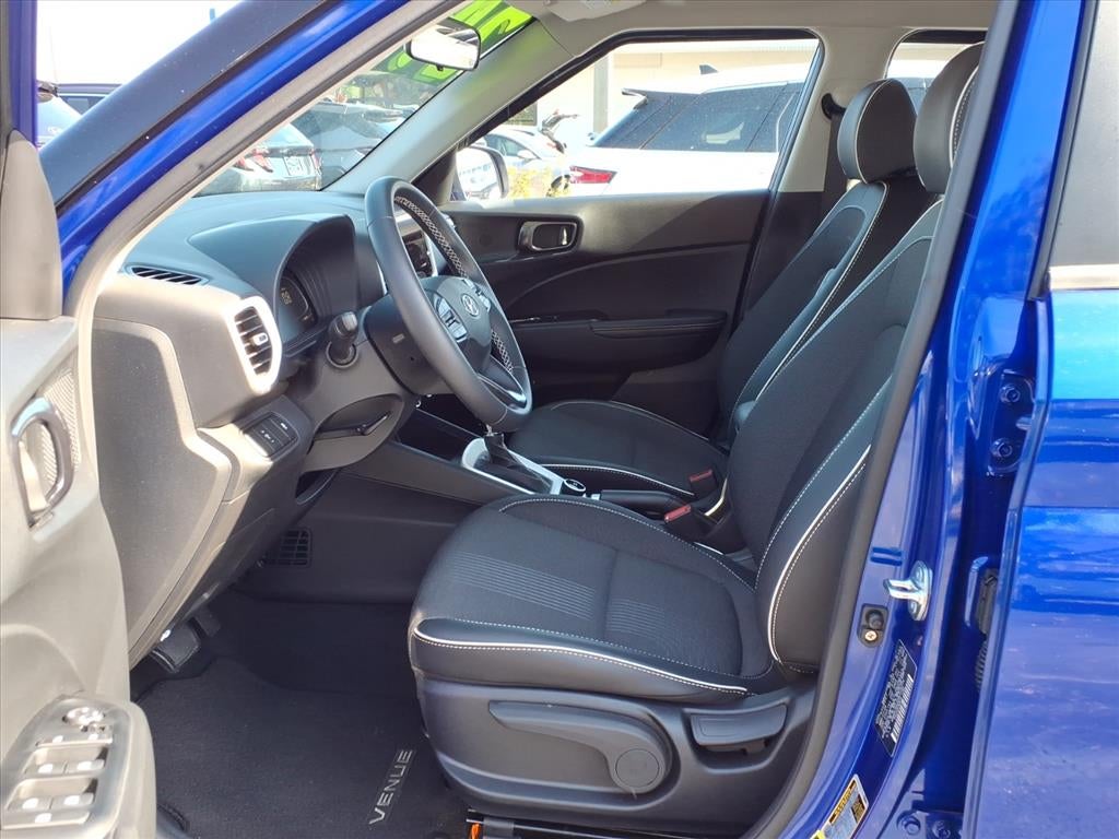 2024 Hyundai VENUE Limited