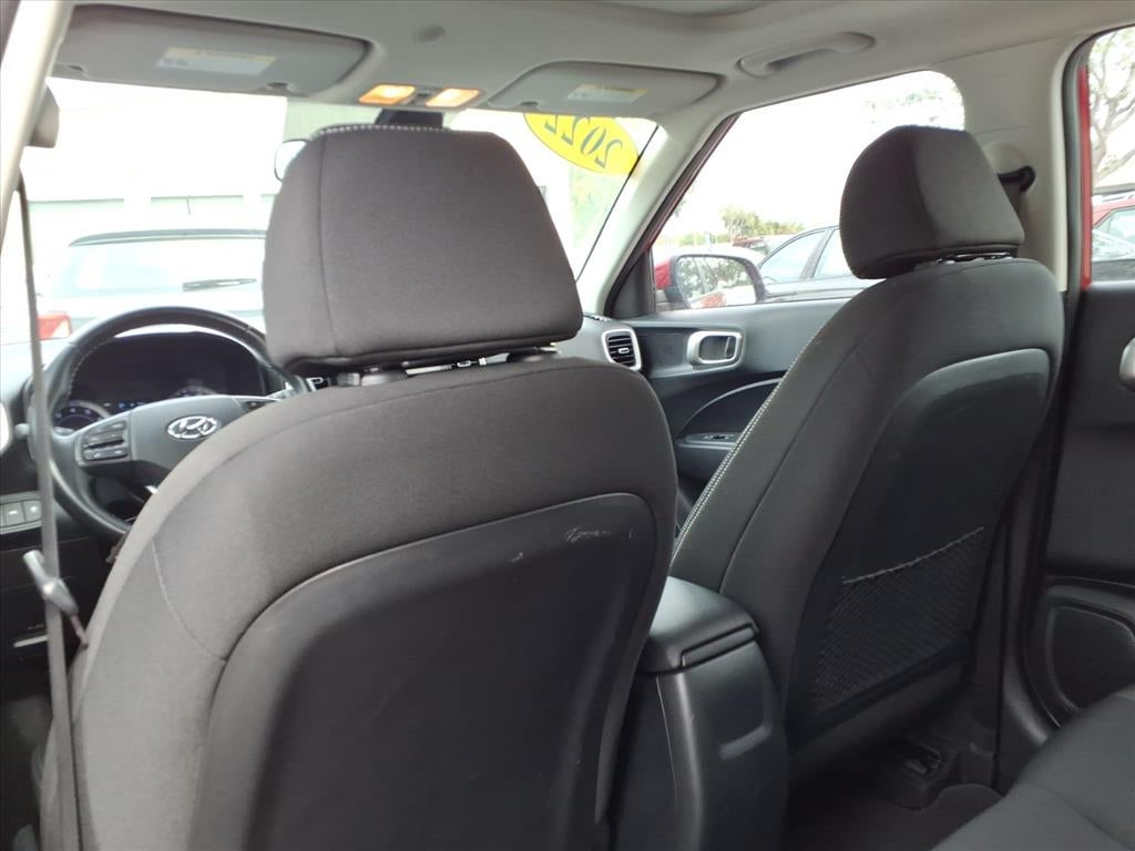 2022 Hyundai VENUE SEL