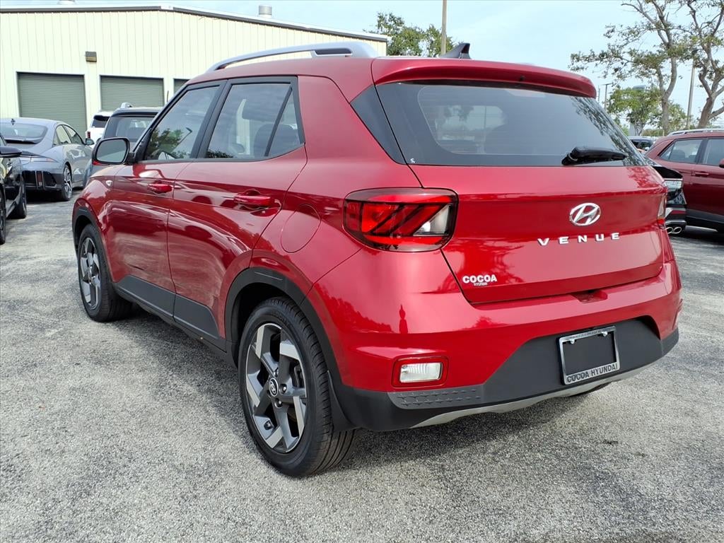 2022 Hyundai VENUE SEL