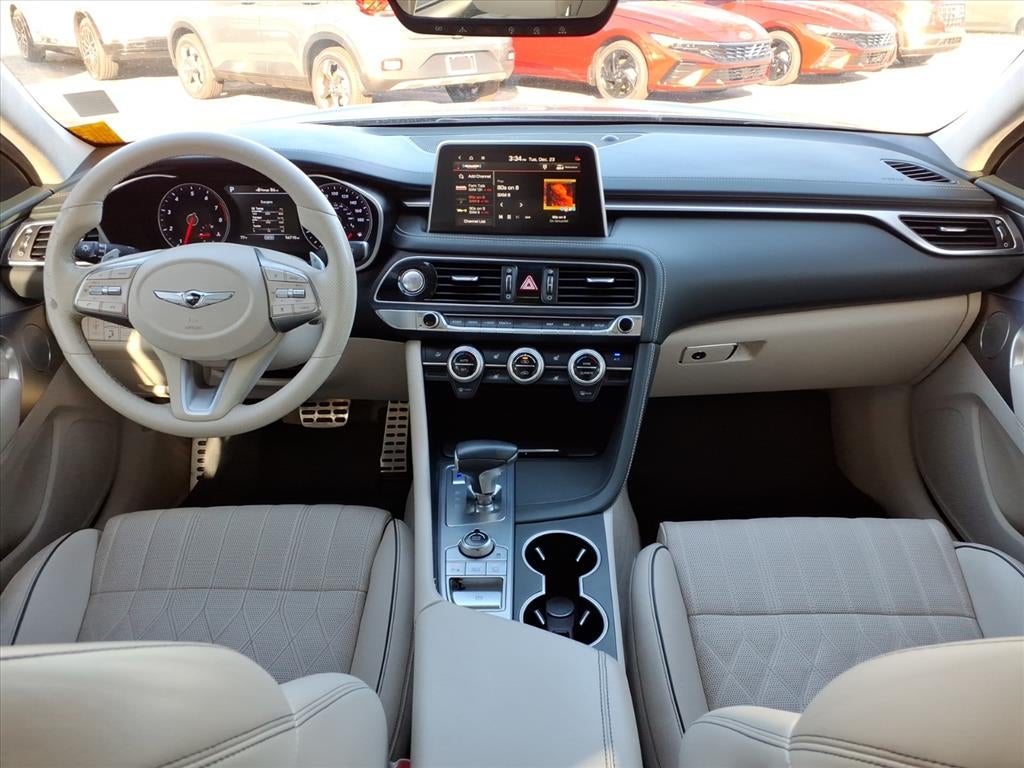 2019 Genesis G70 3.3T Design